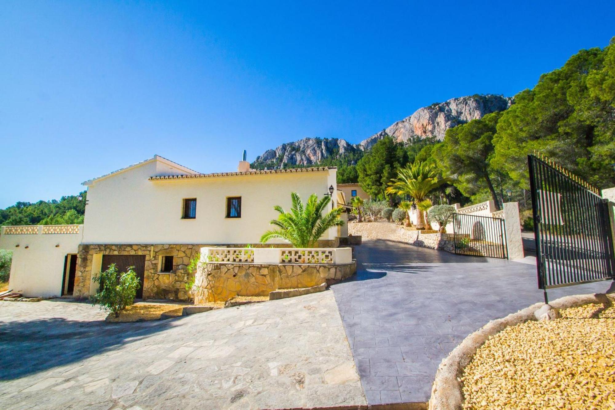 Villa Moskoa - Plusholidays Κάλπε Εξωτερικό φωτογραφία